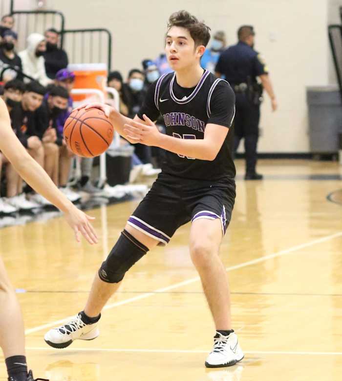 laredo-lbj-laredo-united-south-basketball-texas00006